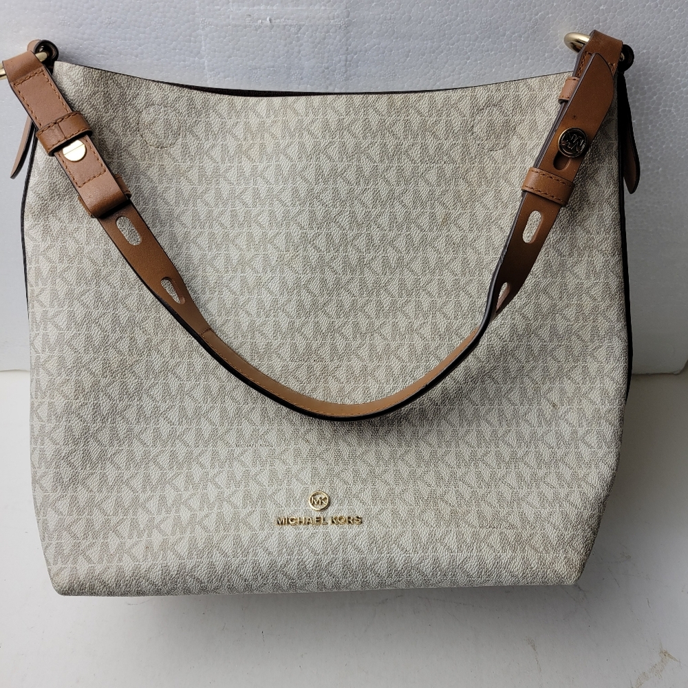 MICHAEL KORS LUCY MEDIUM HOBO SIGNATURE Shoulder Bag 30T0GU3L6B